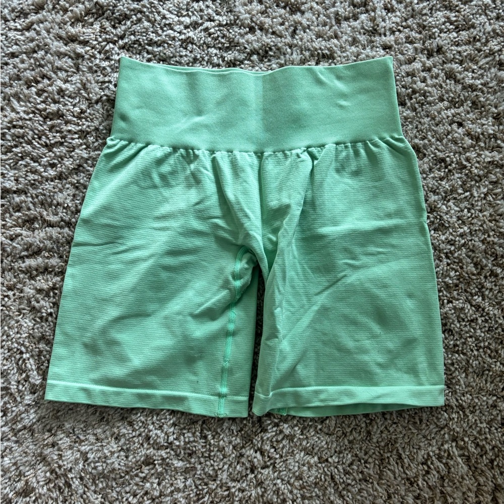 NVGTN shorts